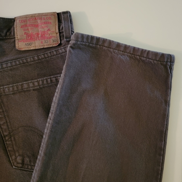 Vintage Levi's 550 Relaxed Fit Brown Jeans - Picture 5 of 15